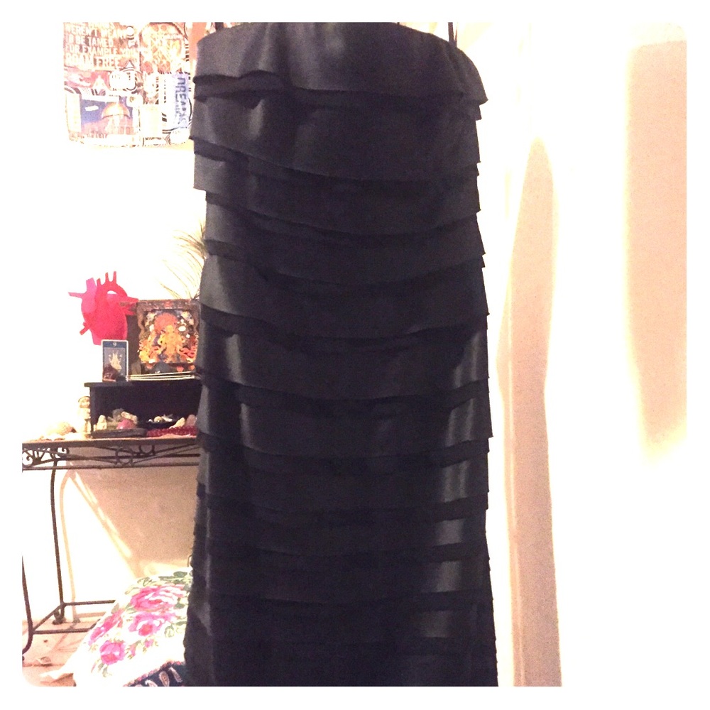 White House Black Market strapless dress sz 2